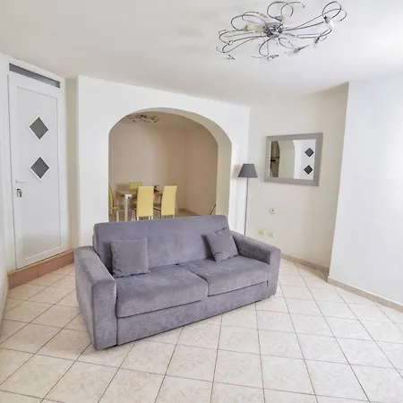 Solemareponza Casa La Randa * Понца